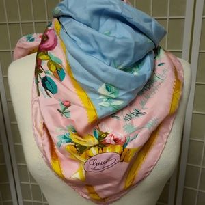 Vintage Gucci scarf